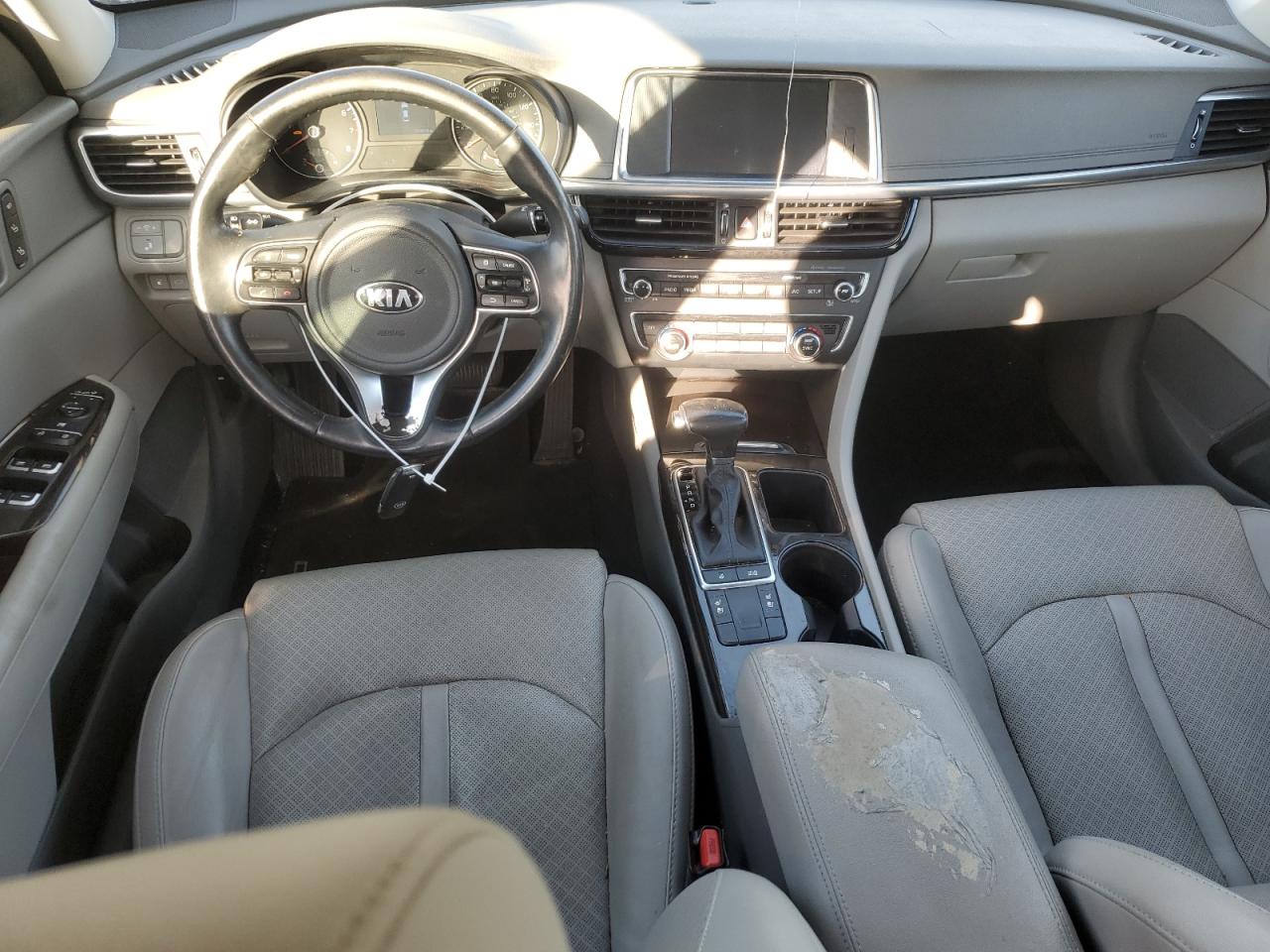 2016 Kia Optima - Image 8
