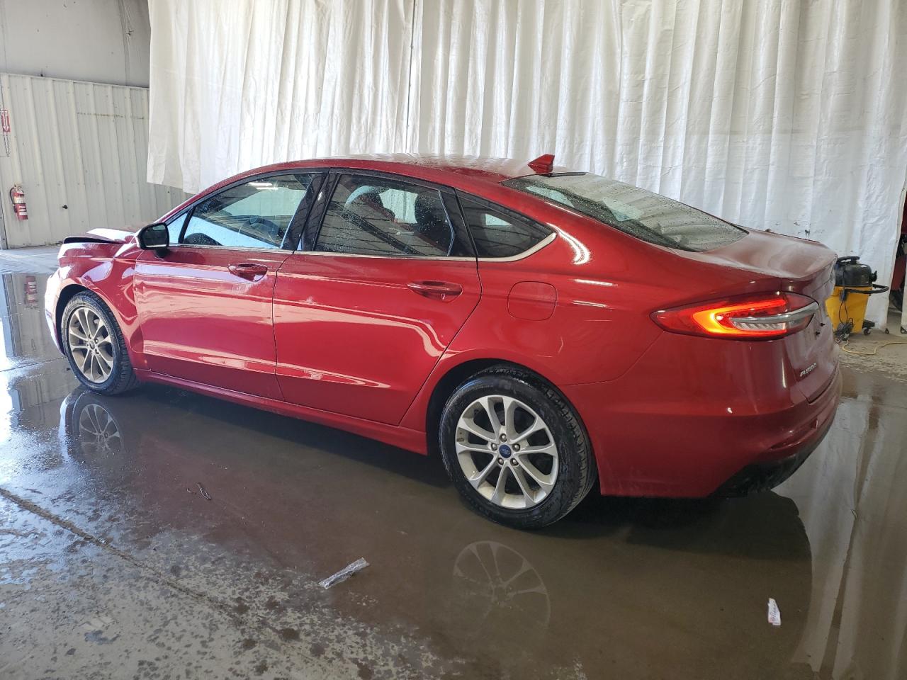 2020 Ford Fusion - Image 2