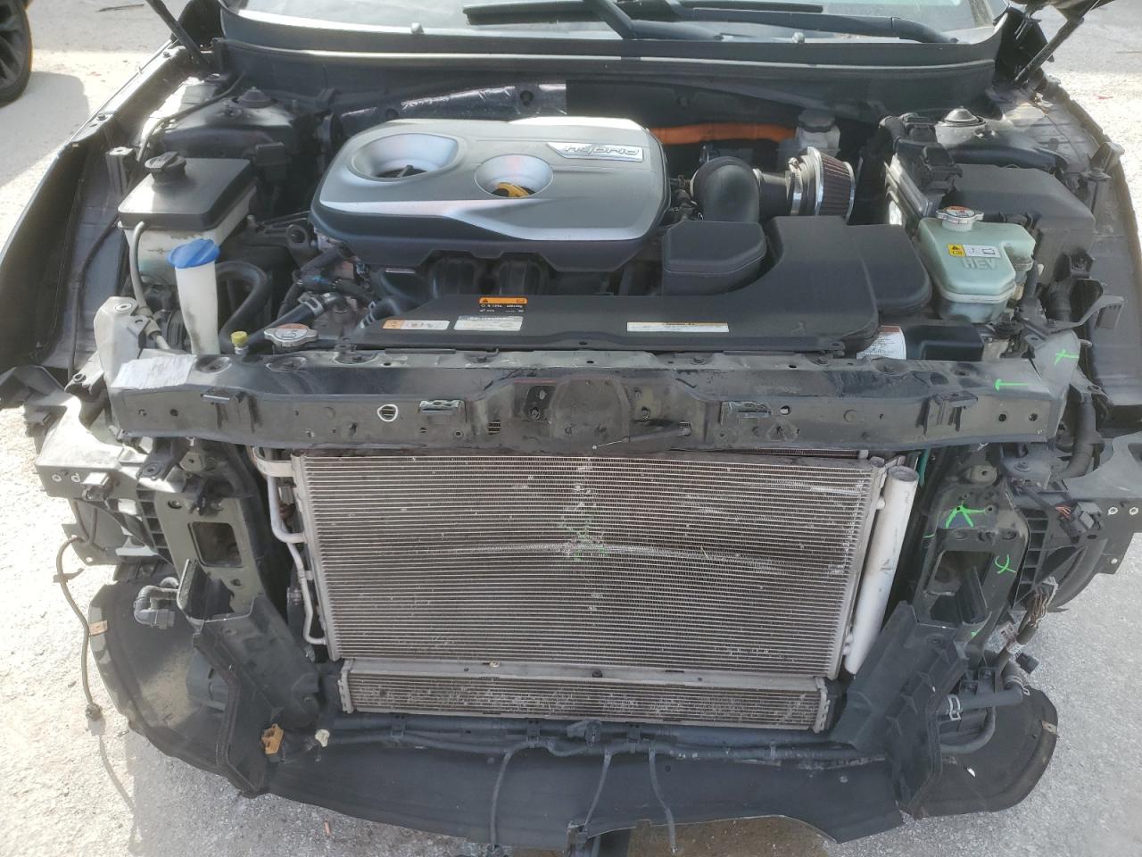 2016 Hyundai Sonata - Image 11