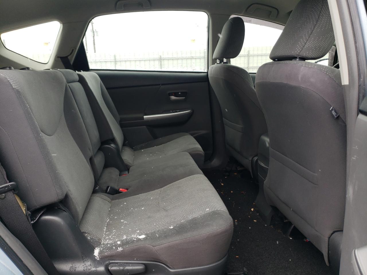 2012 Toyota Prius - Image 10