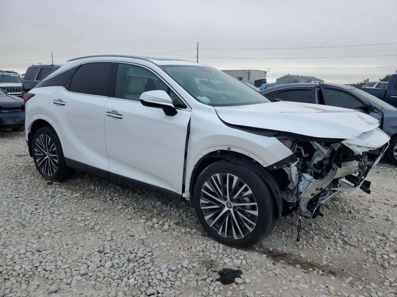 2024 Lexus RX - Image 4