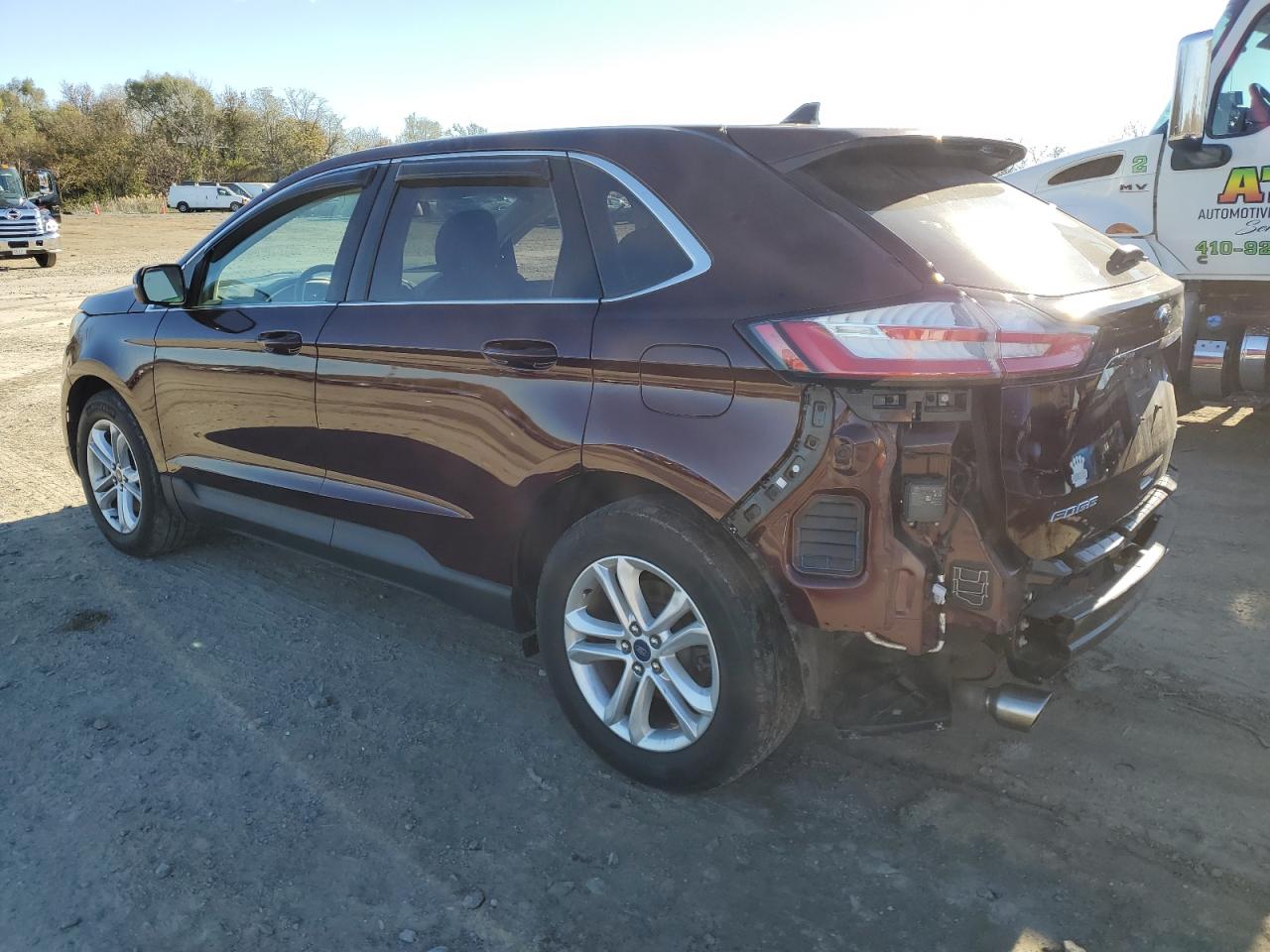 2019 Ford Edge - Image 2