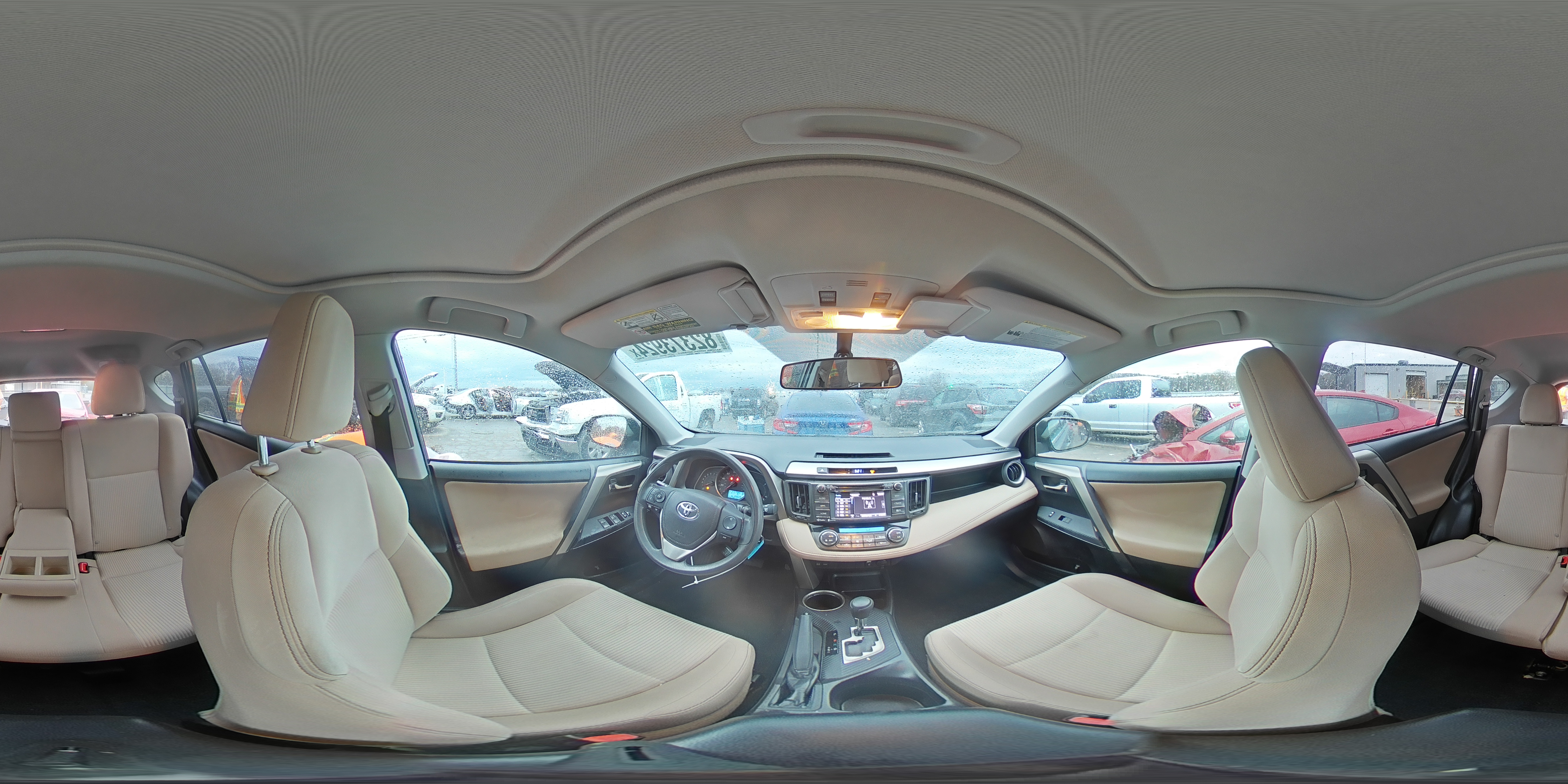 2015 Toyota RAV 4 - Image 12