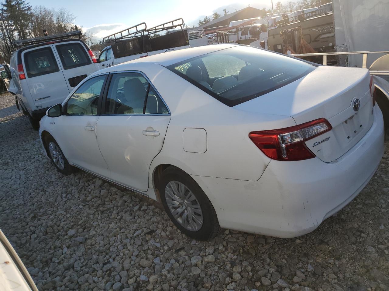 2012 Toyota Camry - Image 2