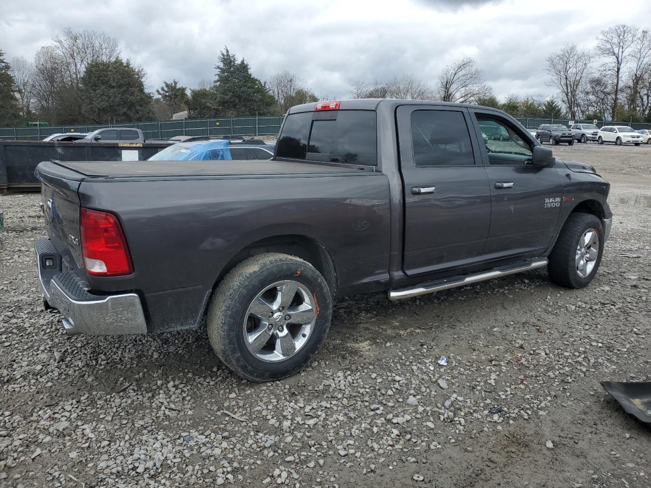 2015 RAM 1500 - Image 3