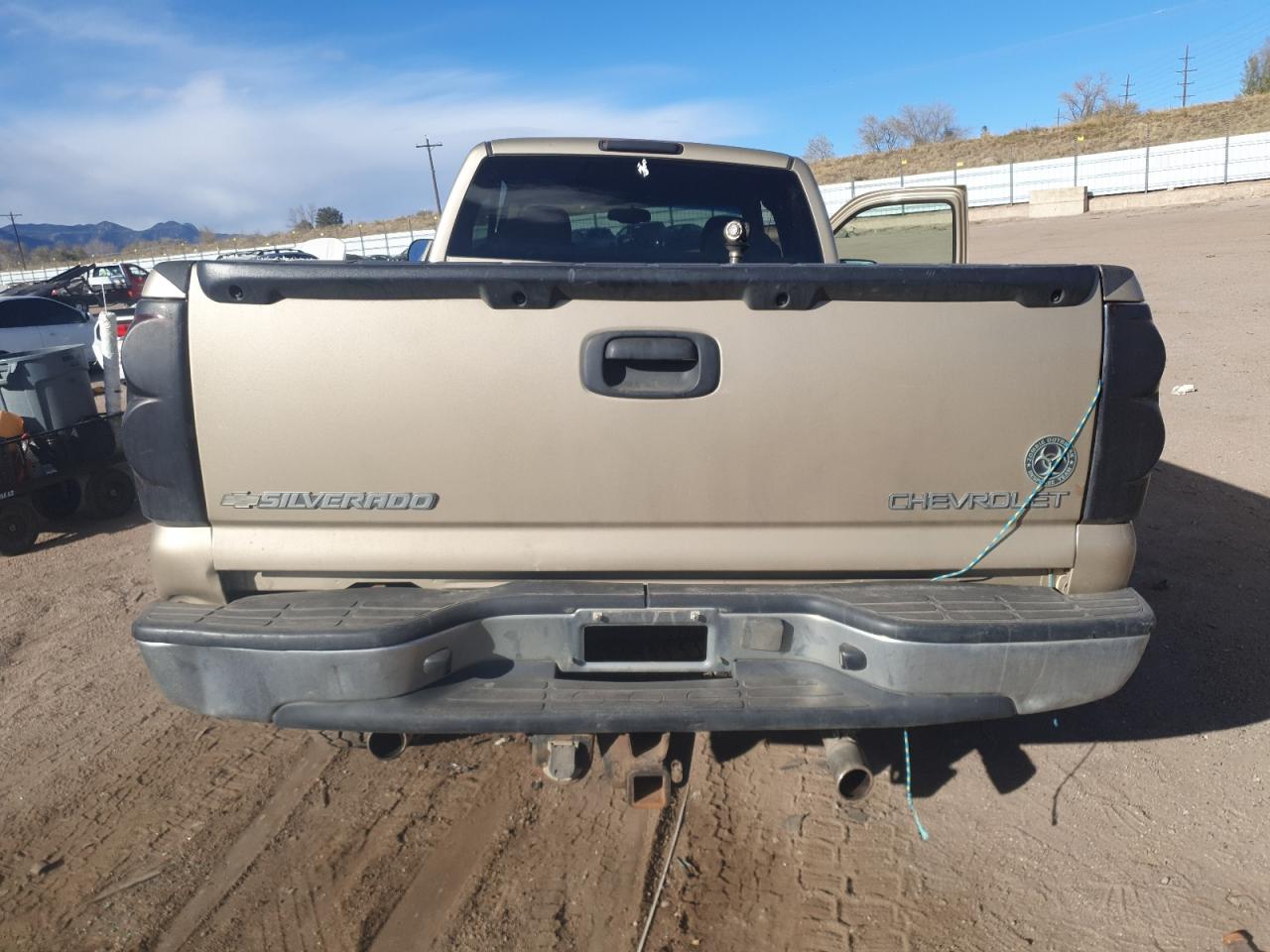 2005 Chevrolet Silverado K1500 VIN: 1GCEK19T95E218757 Lot: 80639204