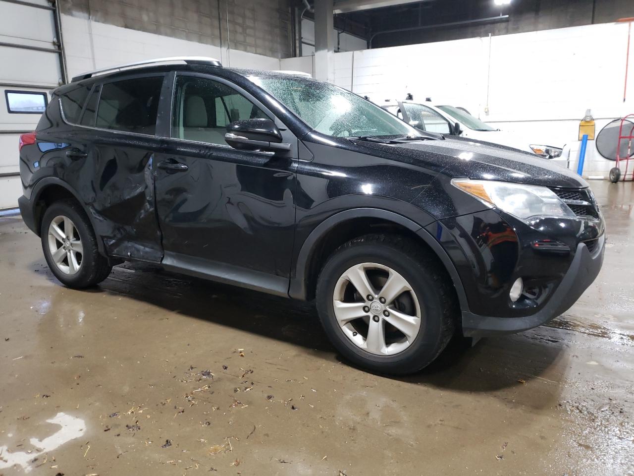 VIN 2T3RFREV5DW017845 2013 TOYOTA RAV4 no.4