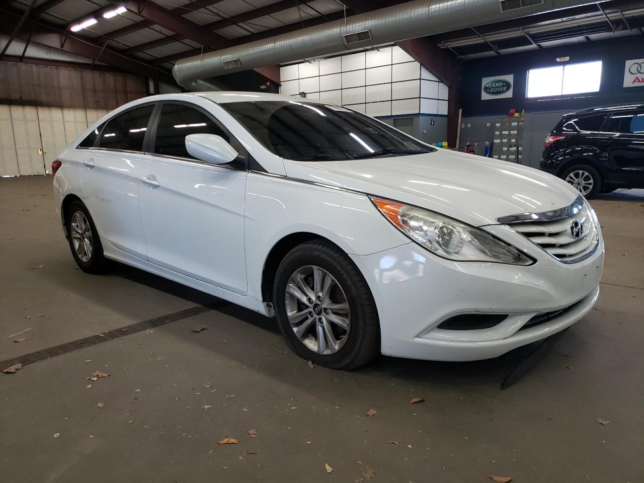 2013 Hyundai Sonata - Image 4
