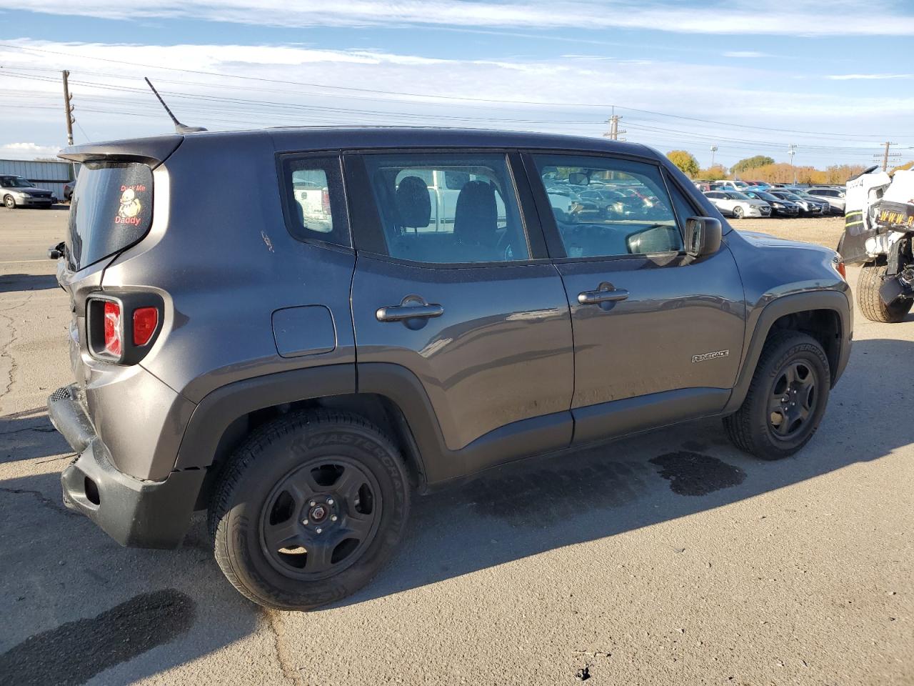 2016 Jeep Renegade - Image 3