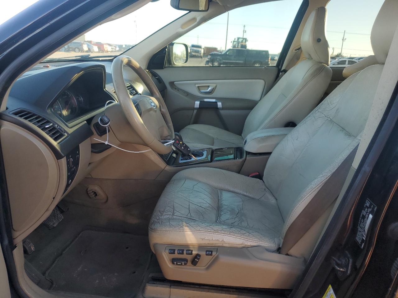 2010 Volvo XC90 - Image 7