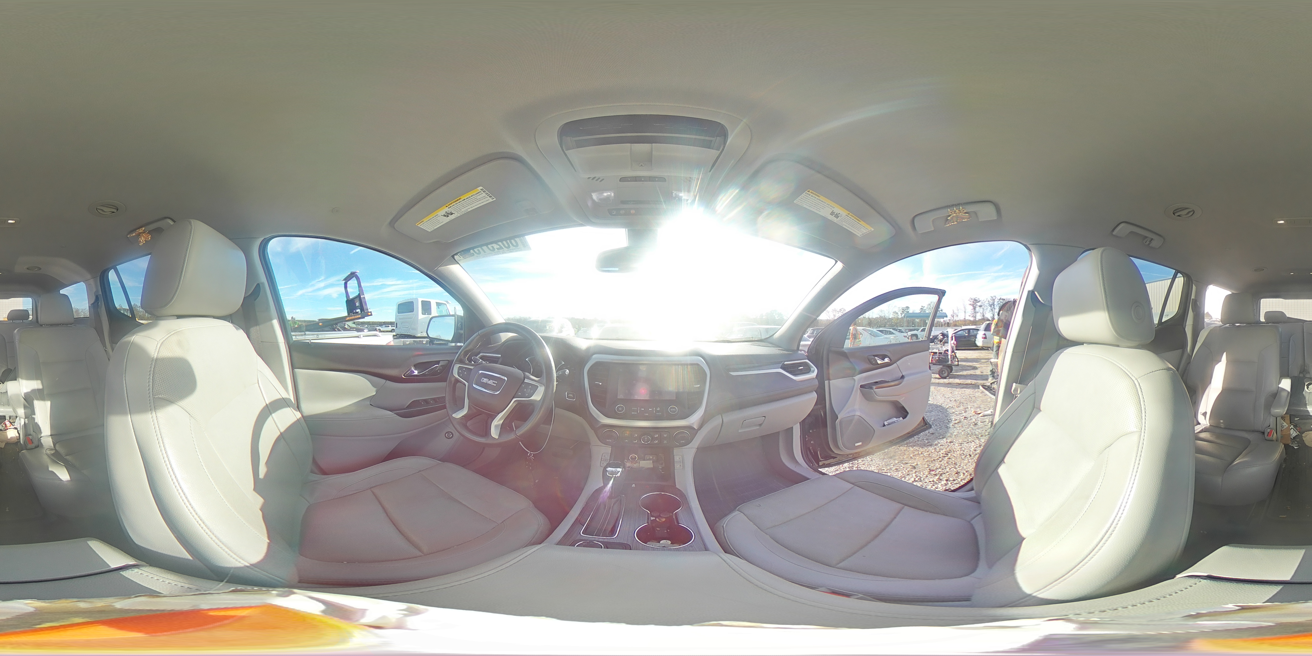 2017 GMC Acadia - Image 12