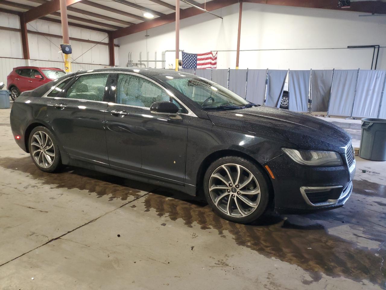 VIN 3LN6L5LU2KR607075 2019 LINCOLN MKZ no.4