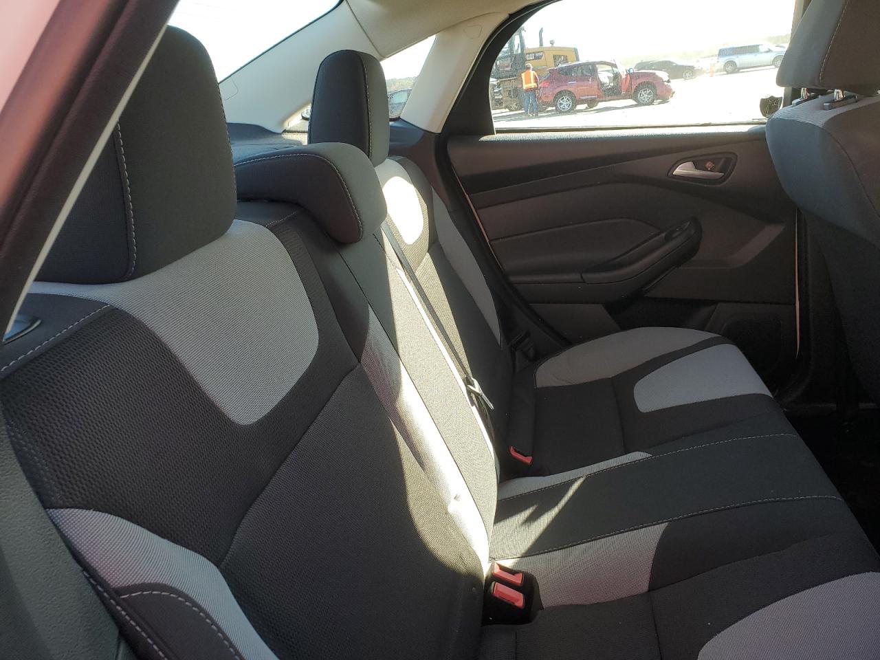 2012 Ford Focus - Image 10