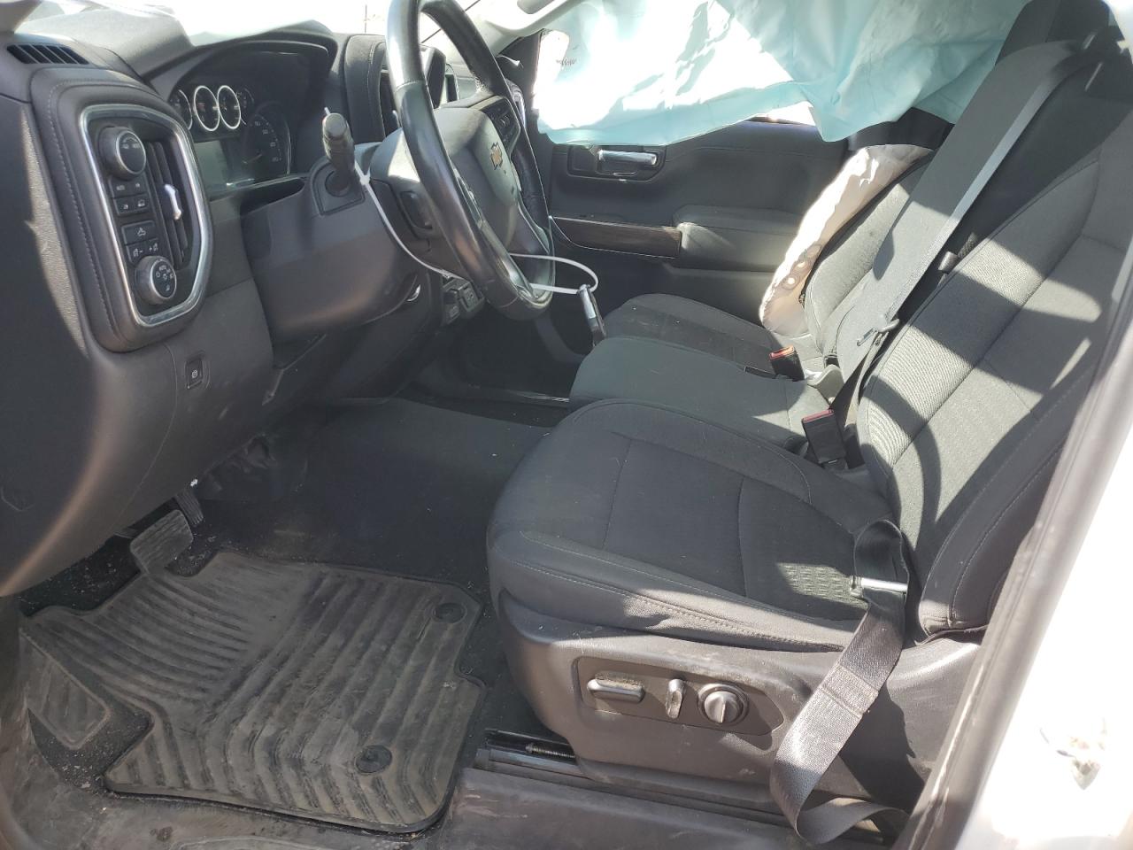 2020 Chevrolet Silverado - Image 7