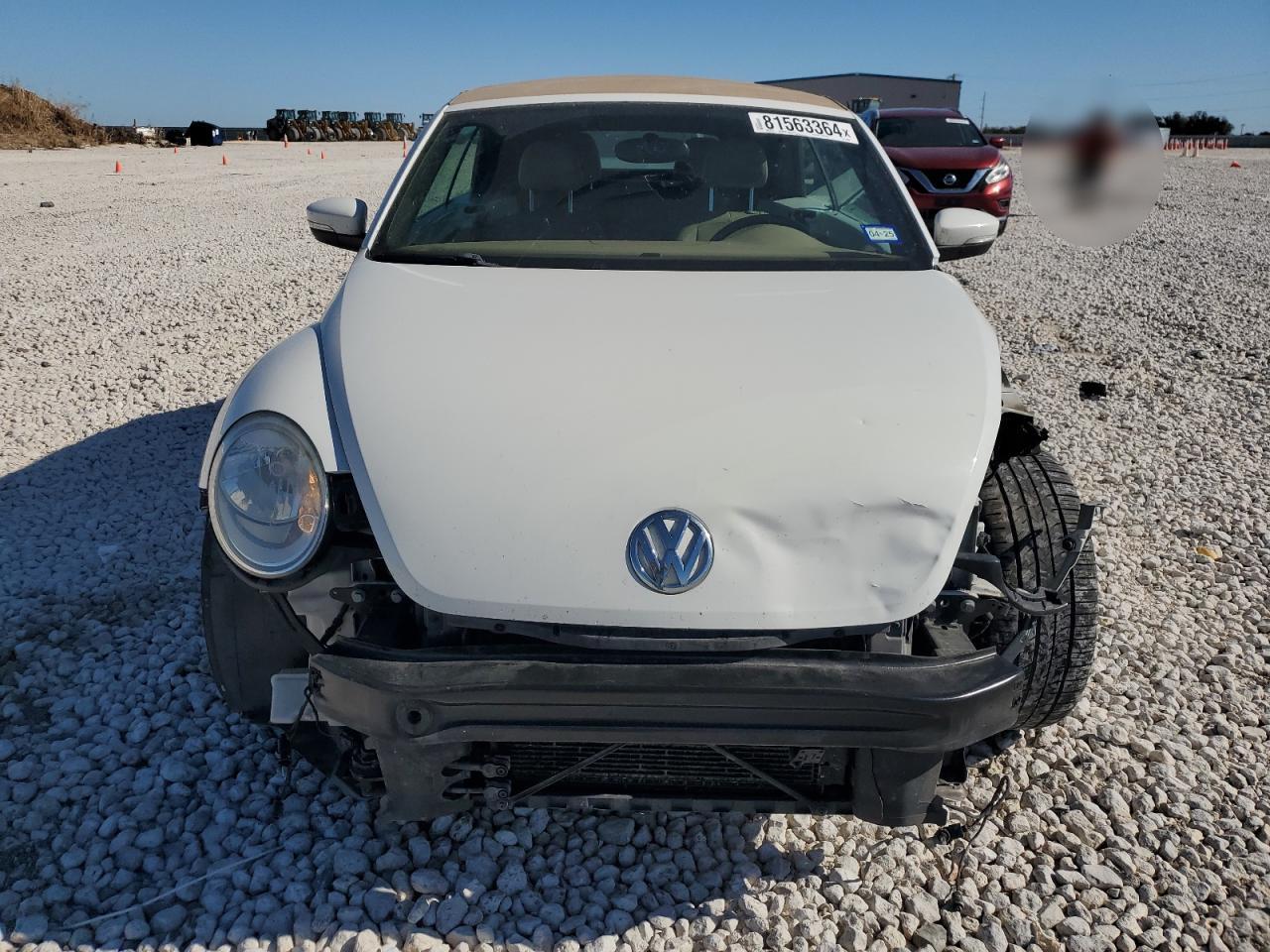 VIN 3VW5X7AT1EM804599 2014 VOLKSWAGEN BEETLE no.5