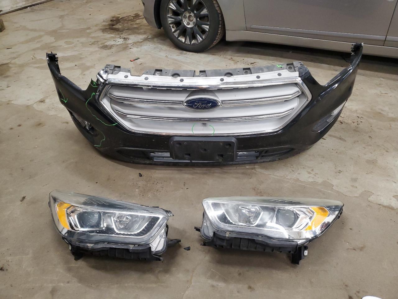 2018 Ford Escape - Image 13