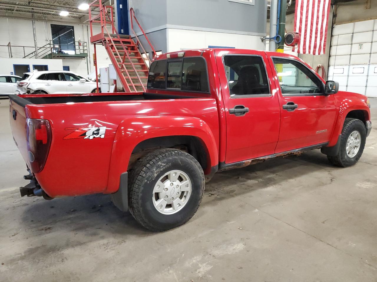 2004 Chevrolet Colorado - Image 3