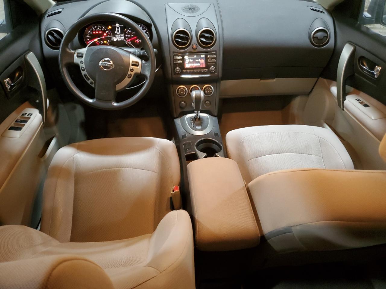 2015 Nissan Rogue - Image 8