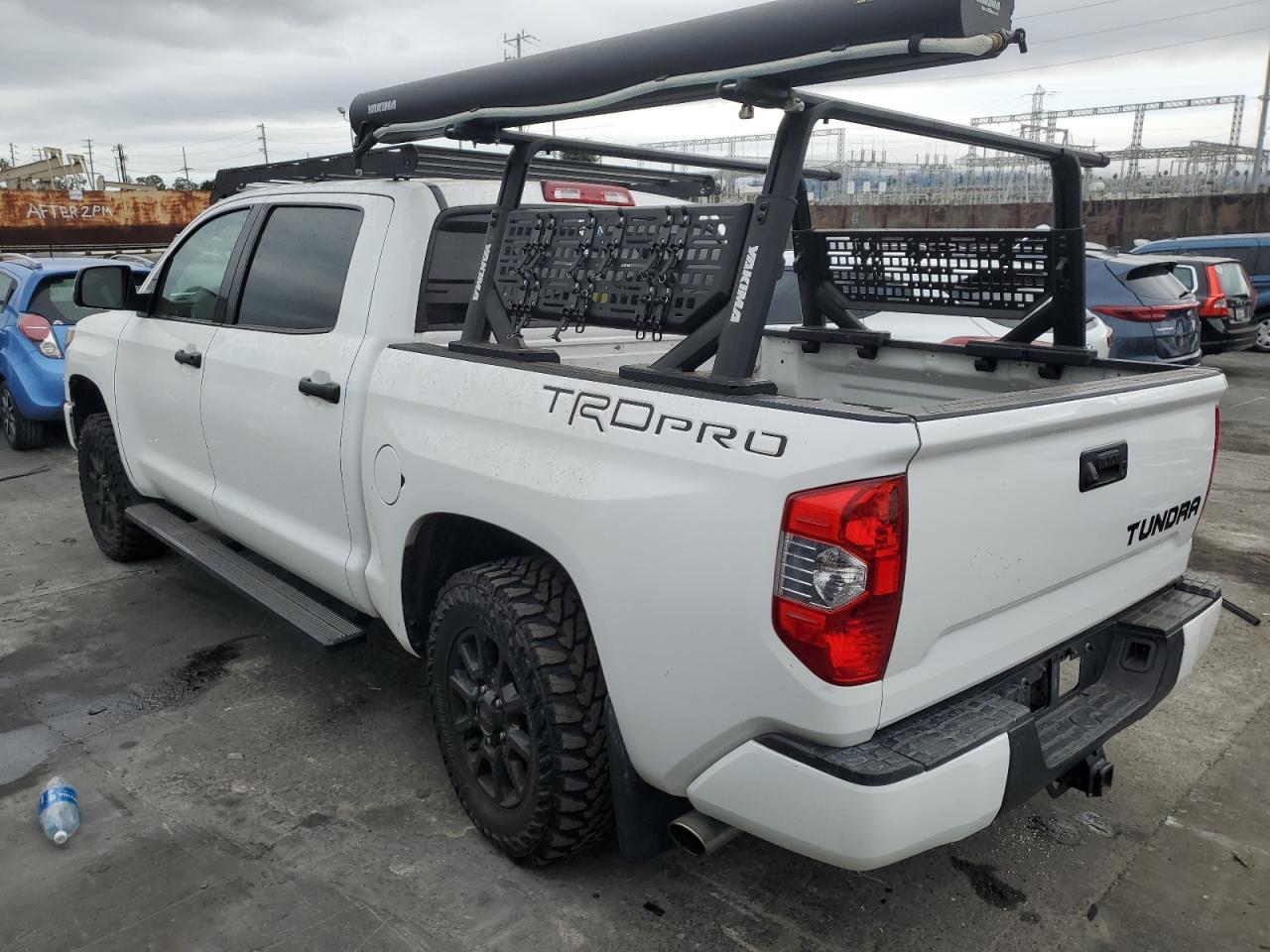 2017 Toyota Tundra - Image 2