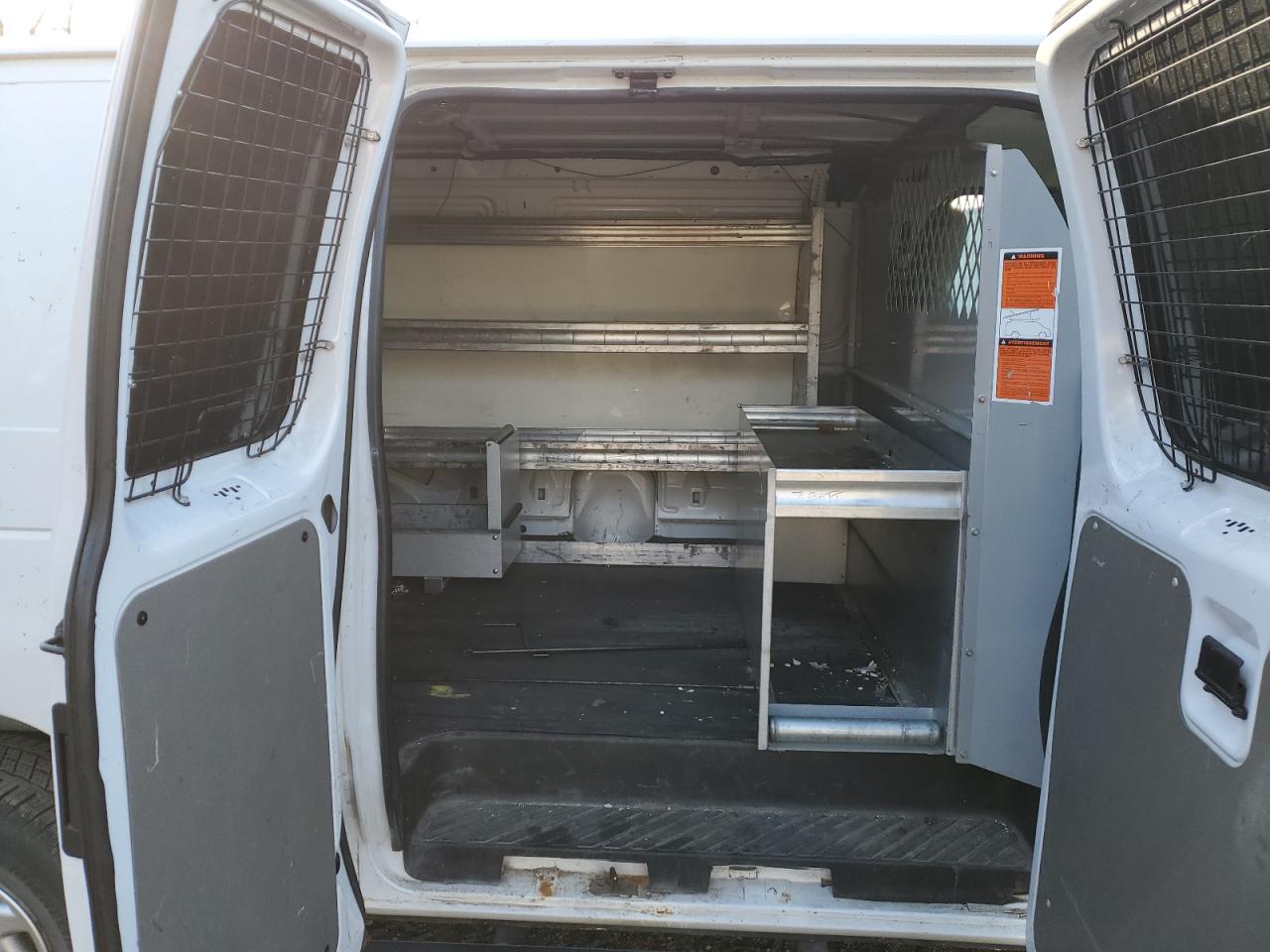 2014 Ford Econoline - Image 11