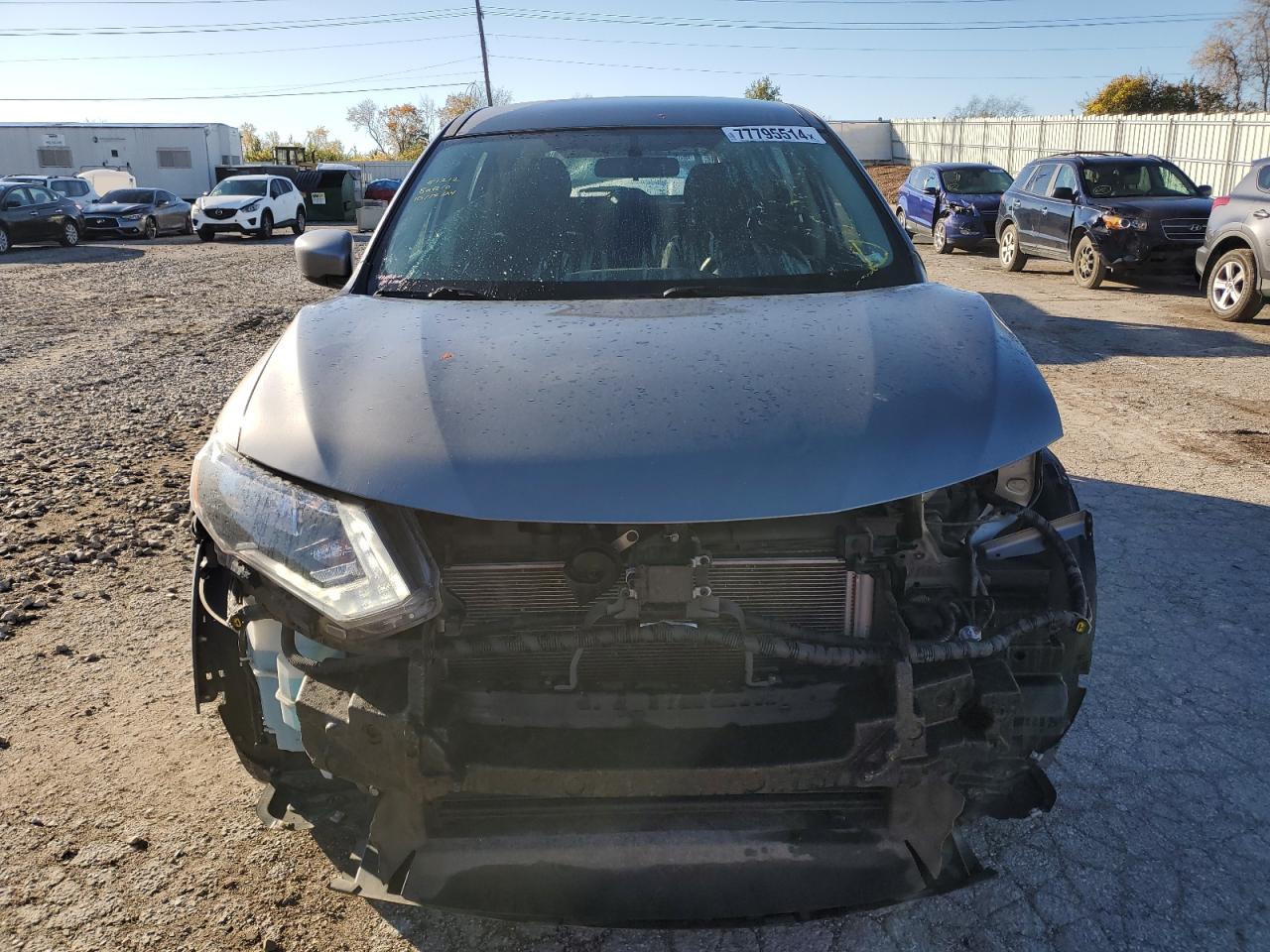 2018 Nissan Rogue - Image 5