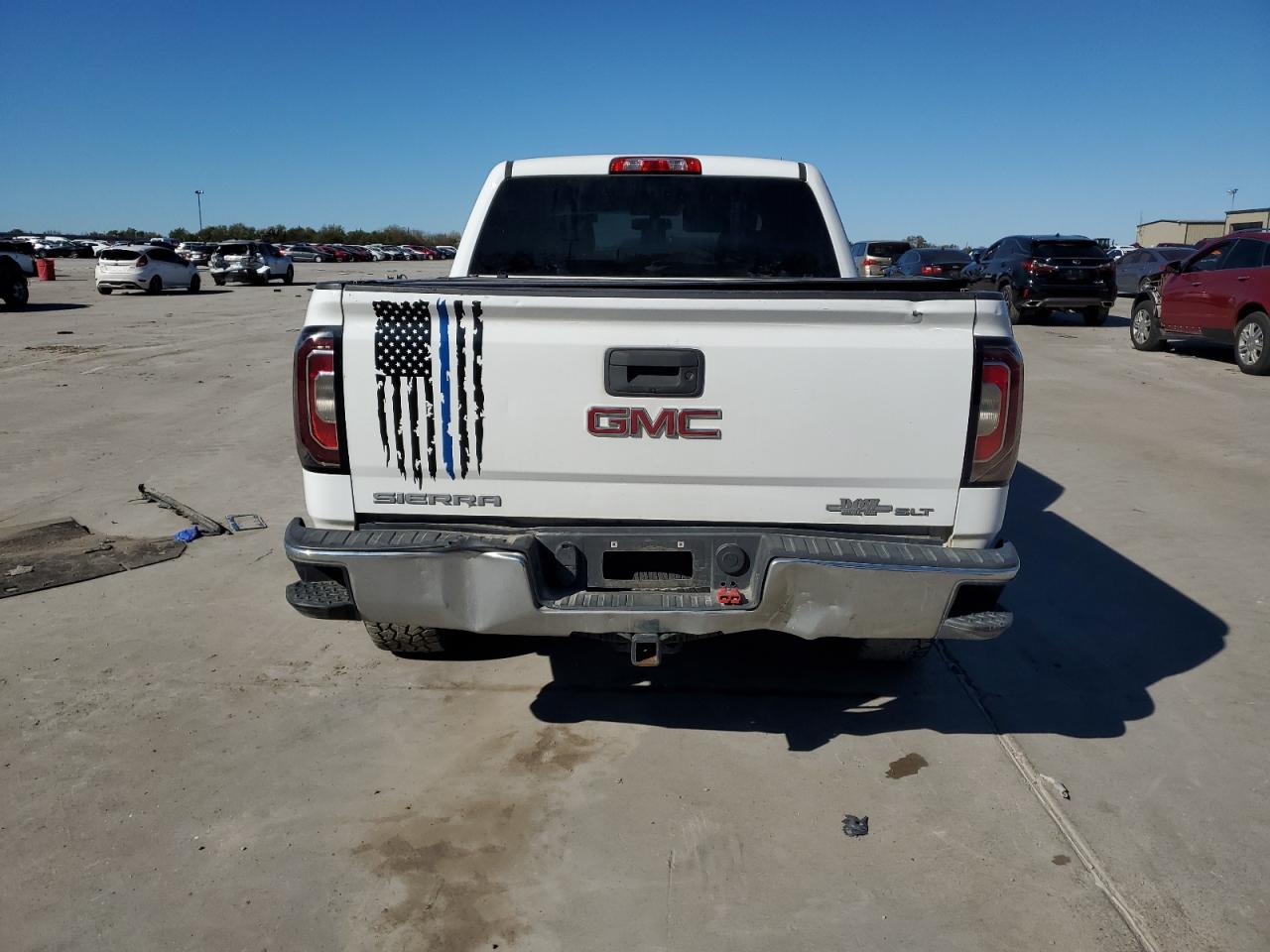 2018 GMC Sierra - Image 6