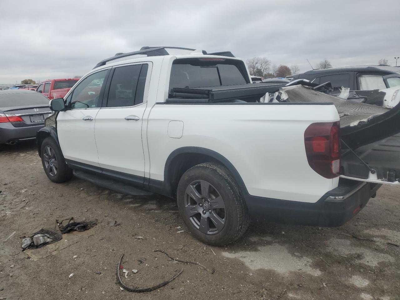 2020 Honda Ridgeline - Image 2