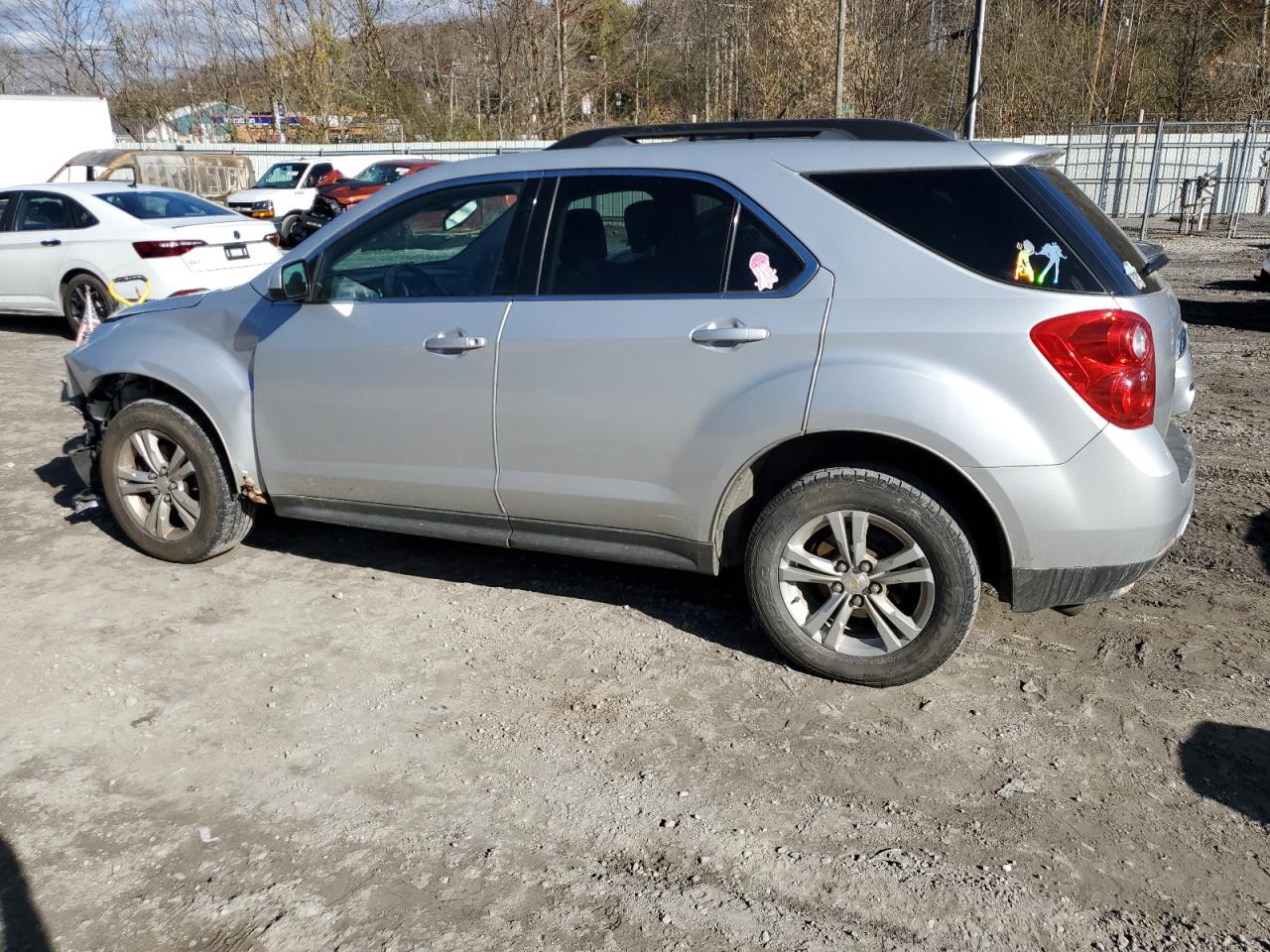 2015 Chevrolet Equinox - Image 2