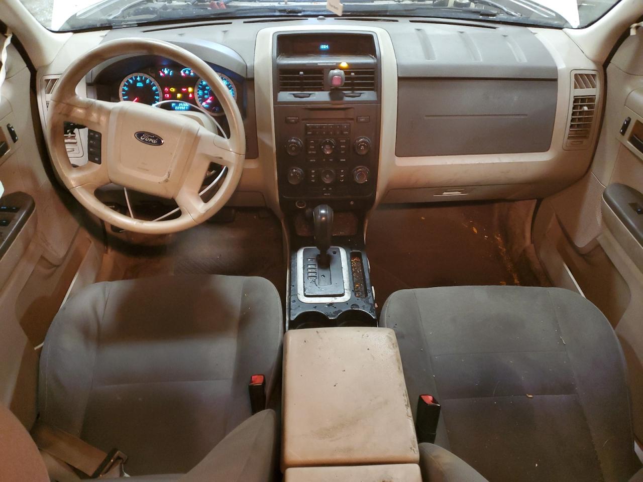 2010 Ford Escape - Image 8