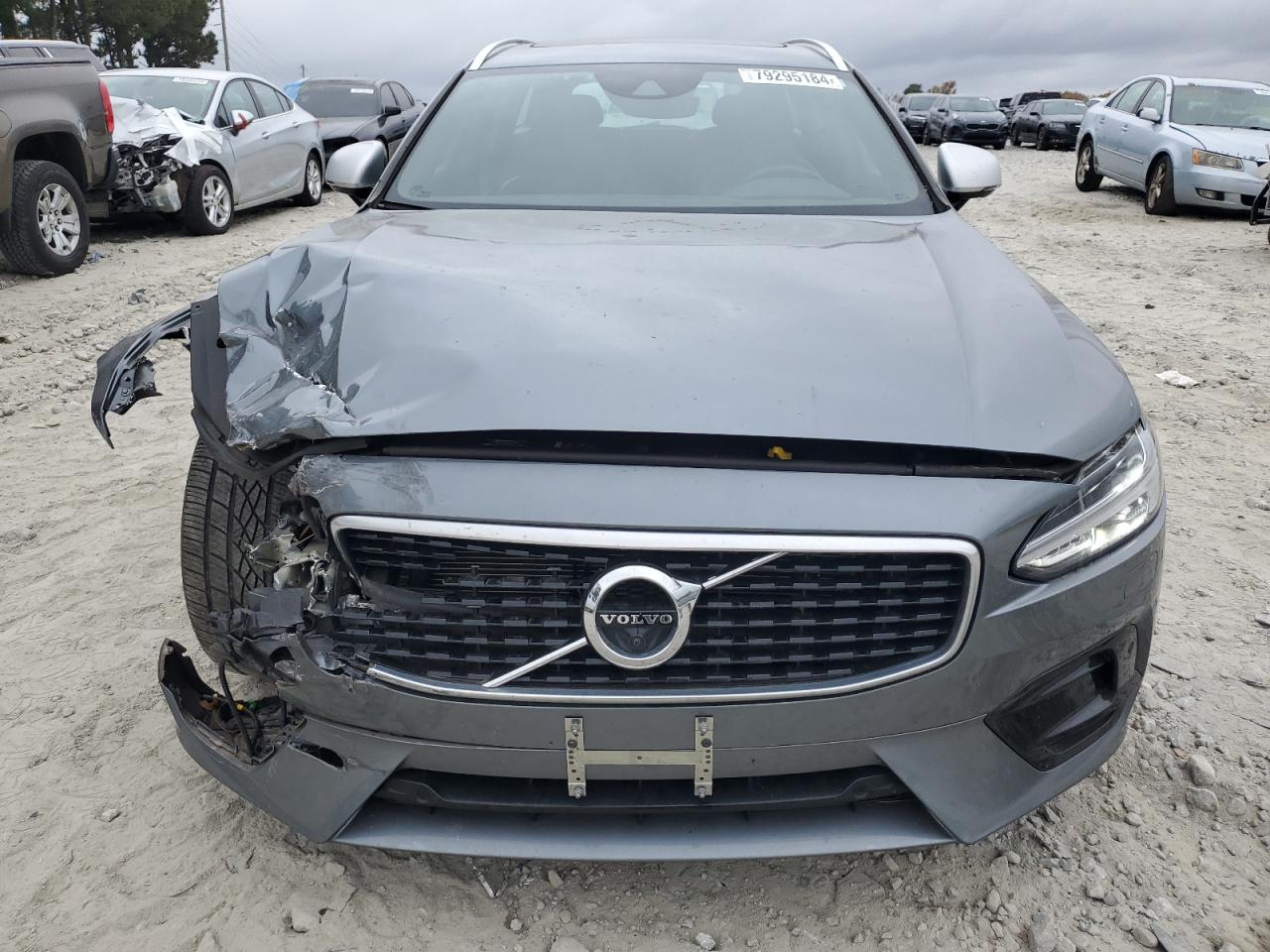 VIN YV1102GMXJ1047776 2018 VOLVO V90 no.5