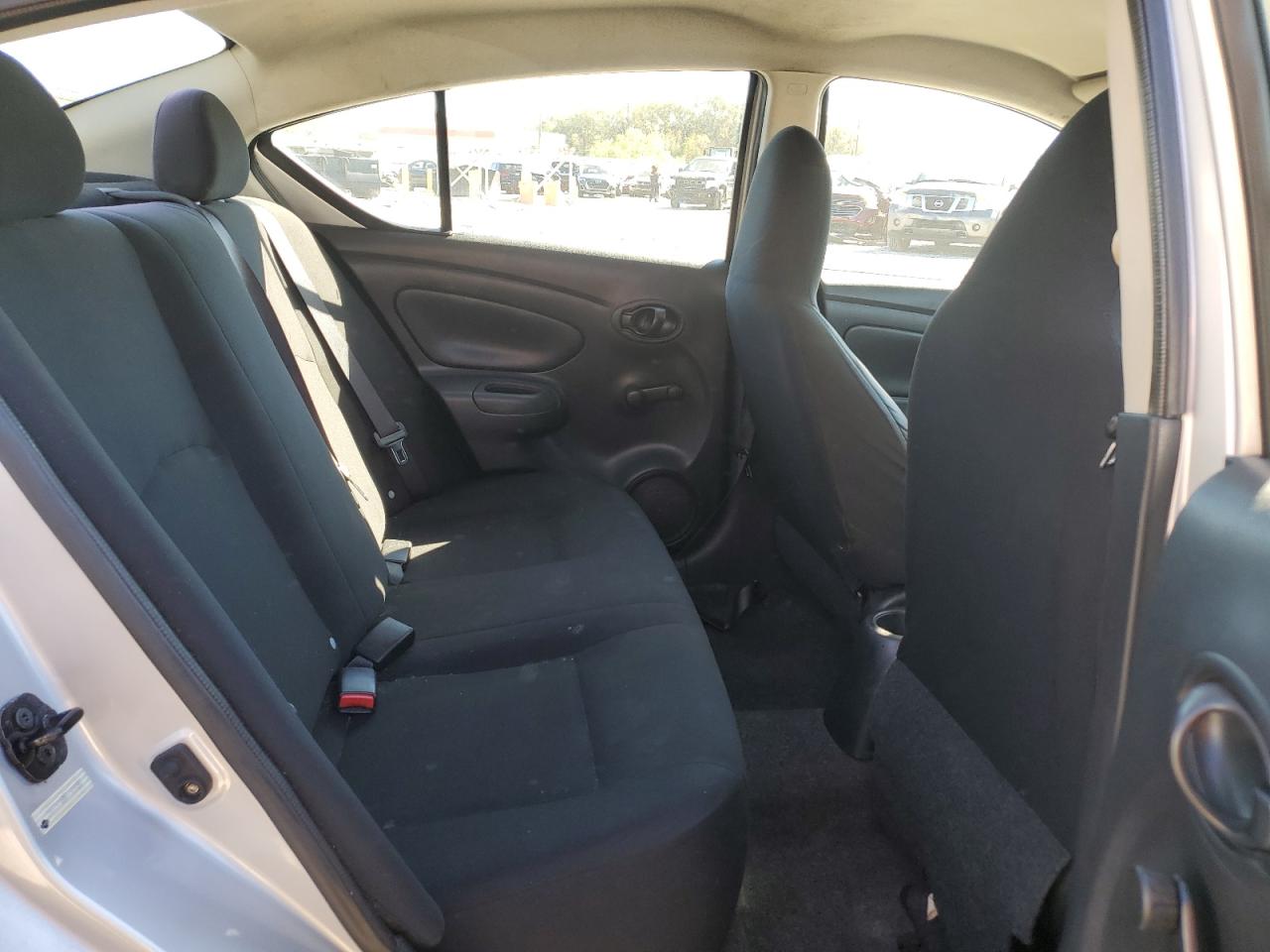 2014 Nissan Versa - Image 10