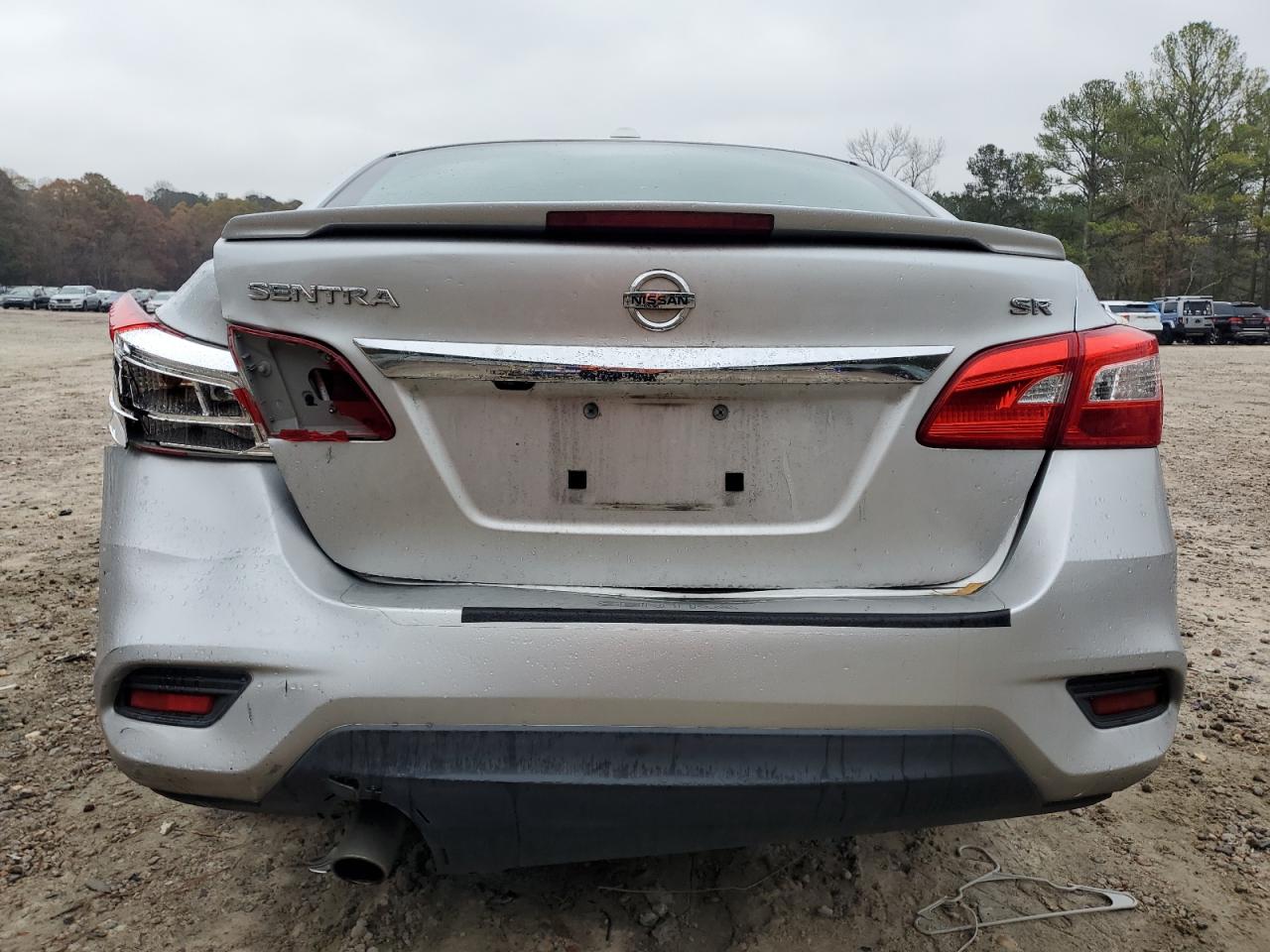 2016 Nissan Sentra - Image 6