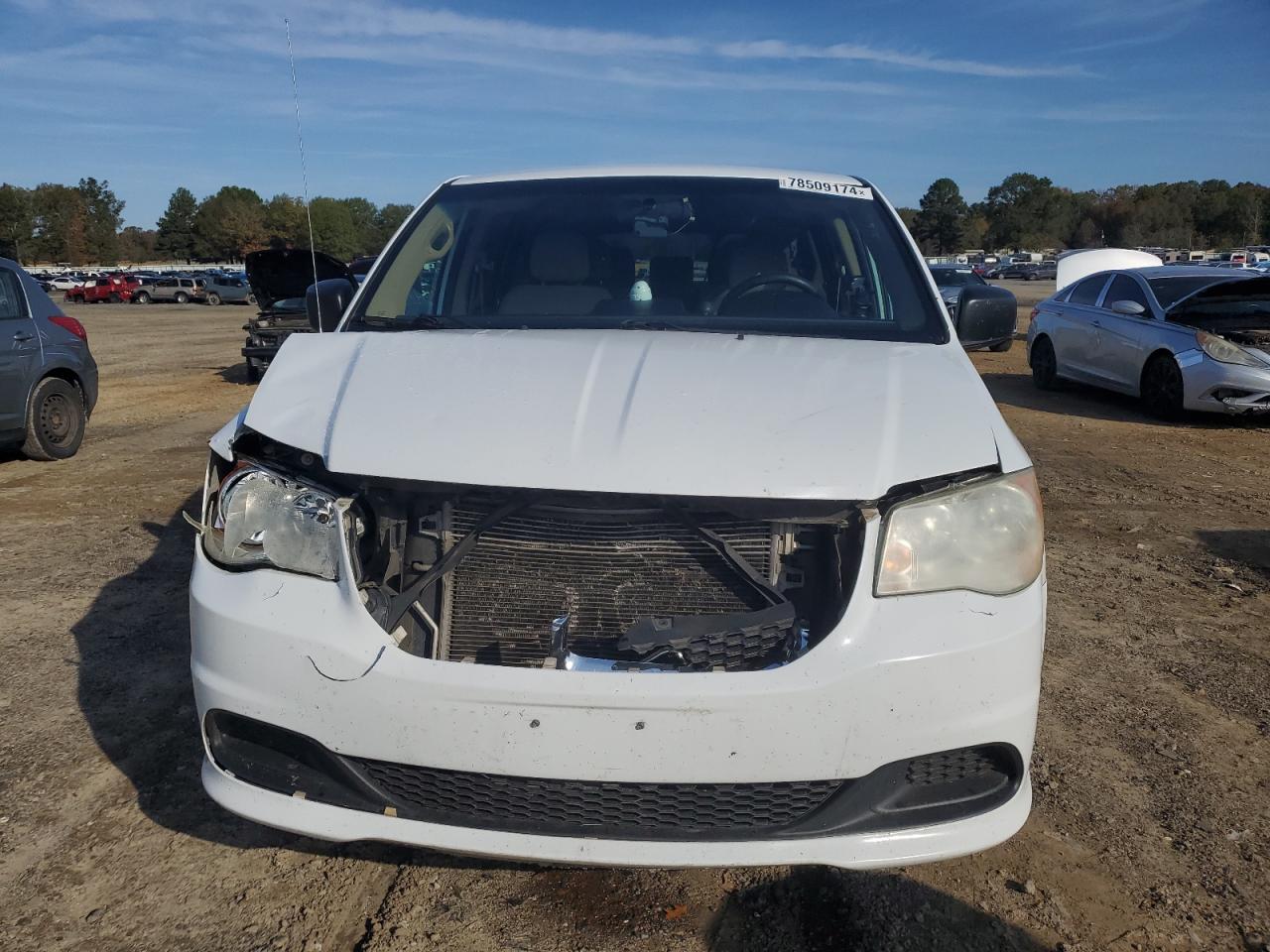 VIN 2C4RDGBG8ER349032 2014 DODGE CARAVAN no.5