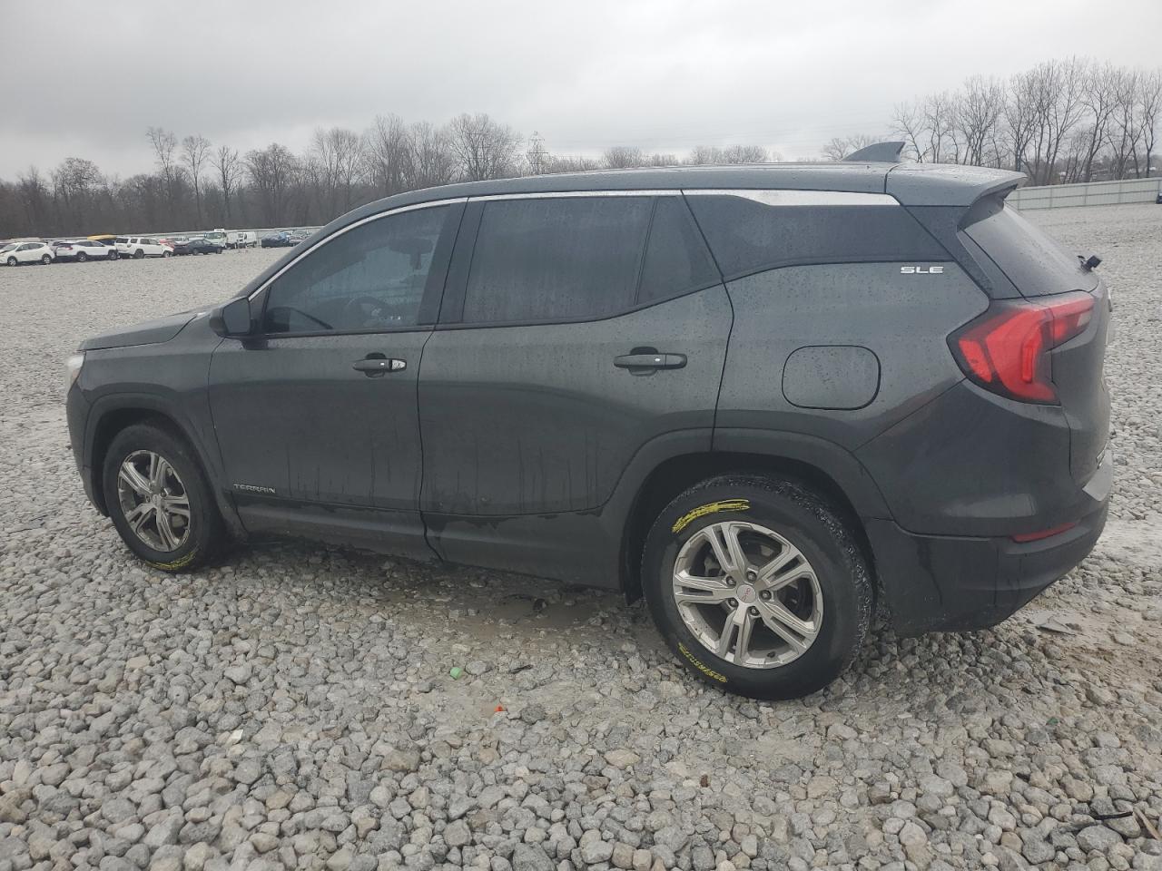 2020 GMC Terrain - Image 2