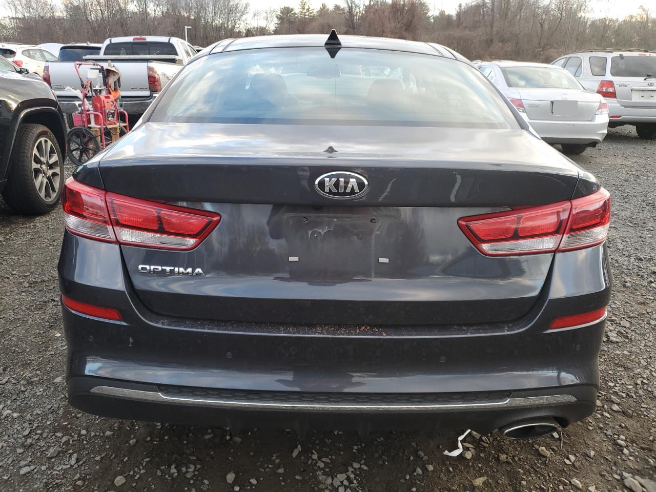 2019 Kia Optima Lx VIN: 5XXGT4L33KG305318 Lot: 79705114