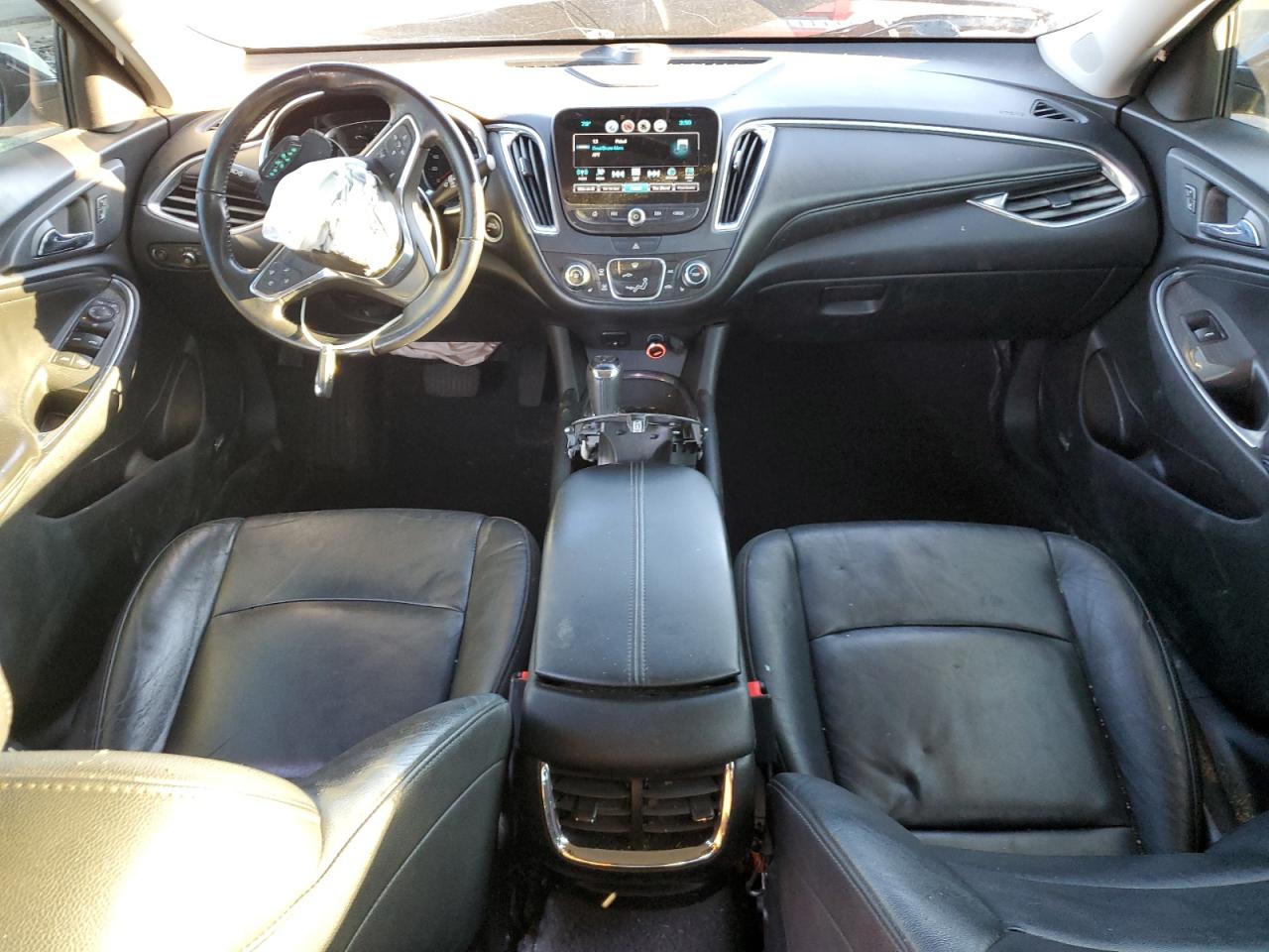 2018 Chevrolet Malibu - Image 8