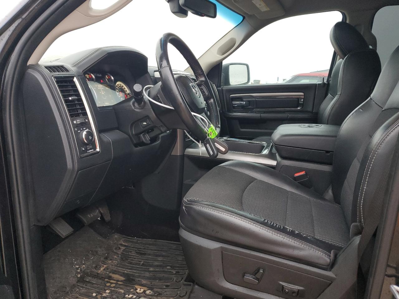 2017 RAM 1500 - Image 7