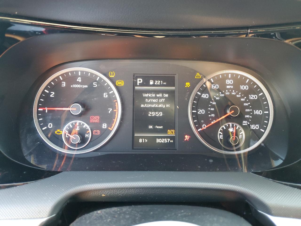2024 Kia K5 - Image 9