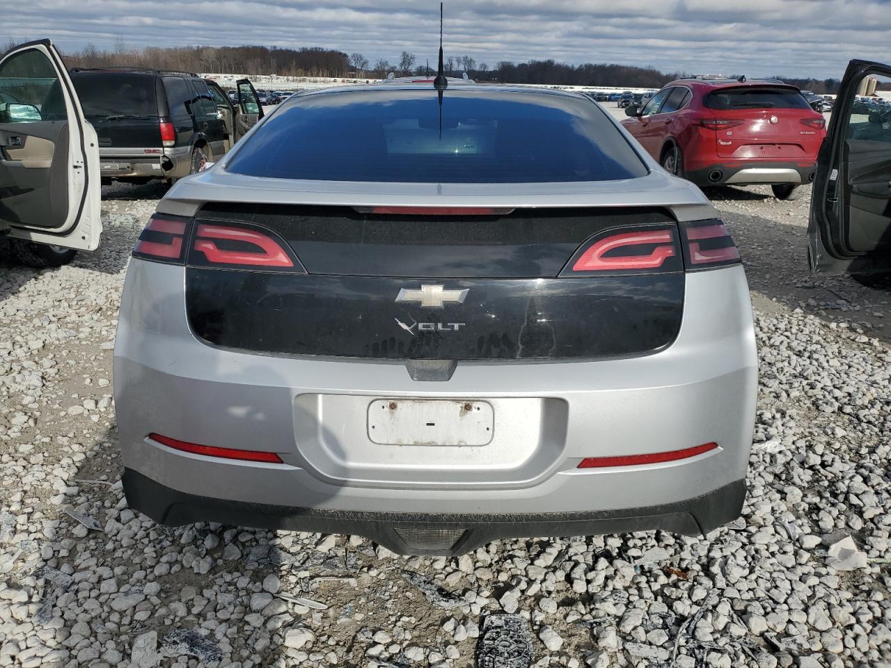 2011 Chevrolet Volt - Image 6
