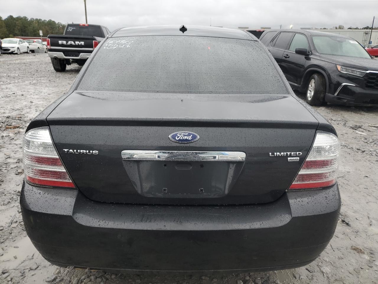 2008 Ford Taurus Limited VIN: 1FAHP28W38G111010 Lot: 81496414