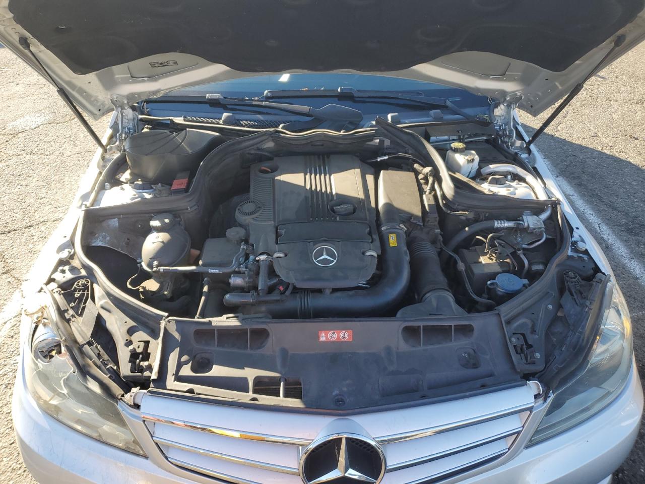 VIN WDDGF4HB9DR300976 2013 MERCEDES-BENZ C-CLASS no.11