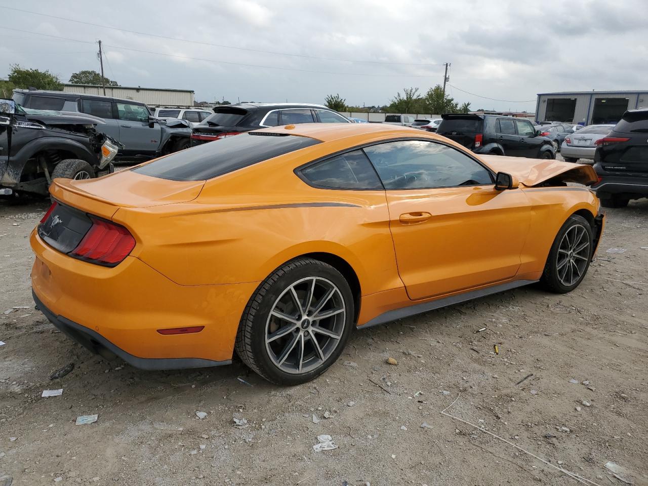 2019 Ford Mustang - Image 3