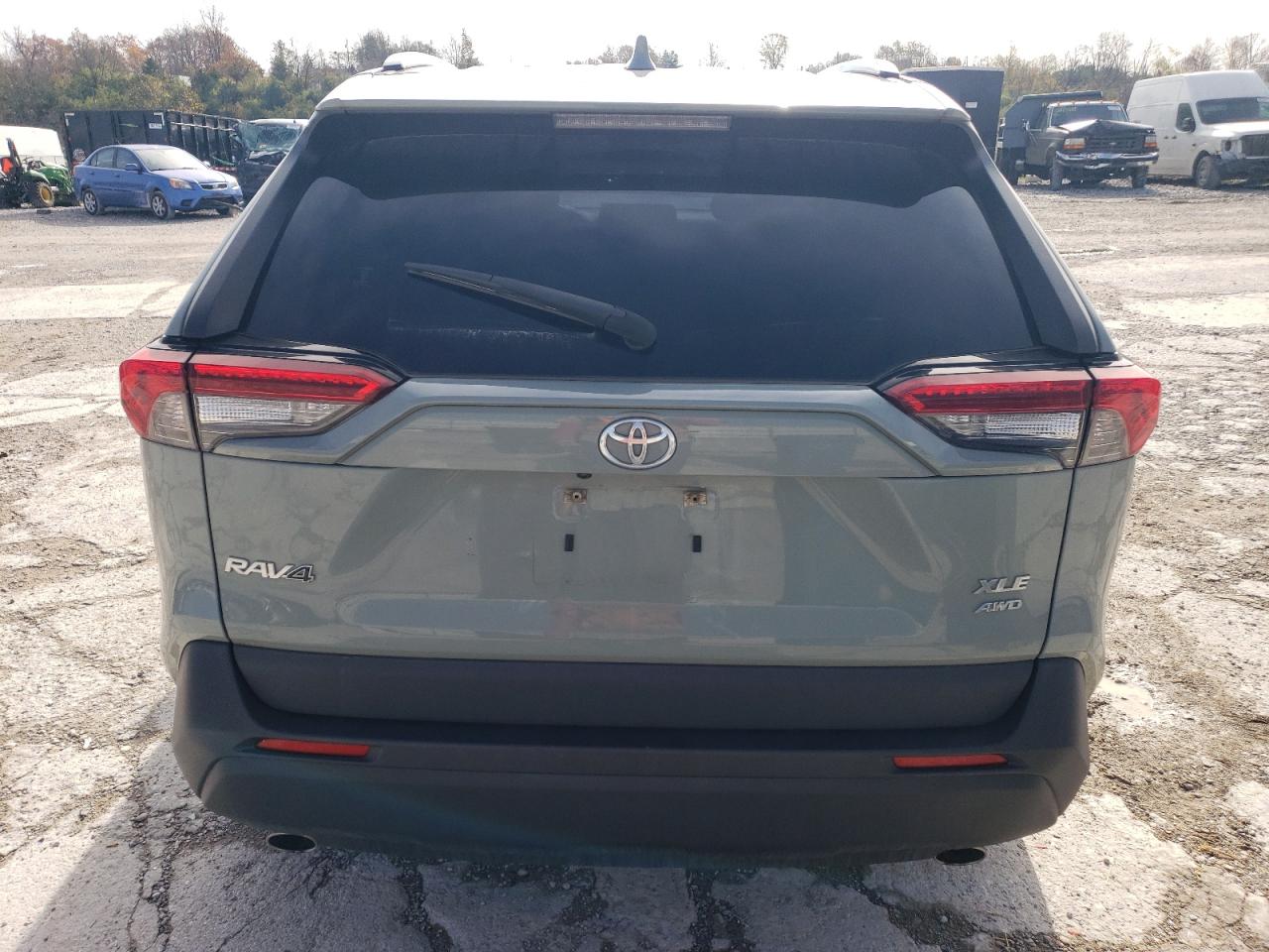 2019 Toyota Rav4 Xle VIN: JTMP1RFV4KD038183 Lot: 79180504