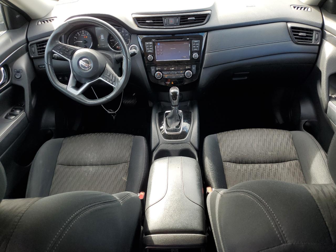 2017 Nissan Rogue - Image 8