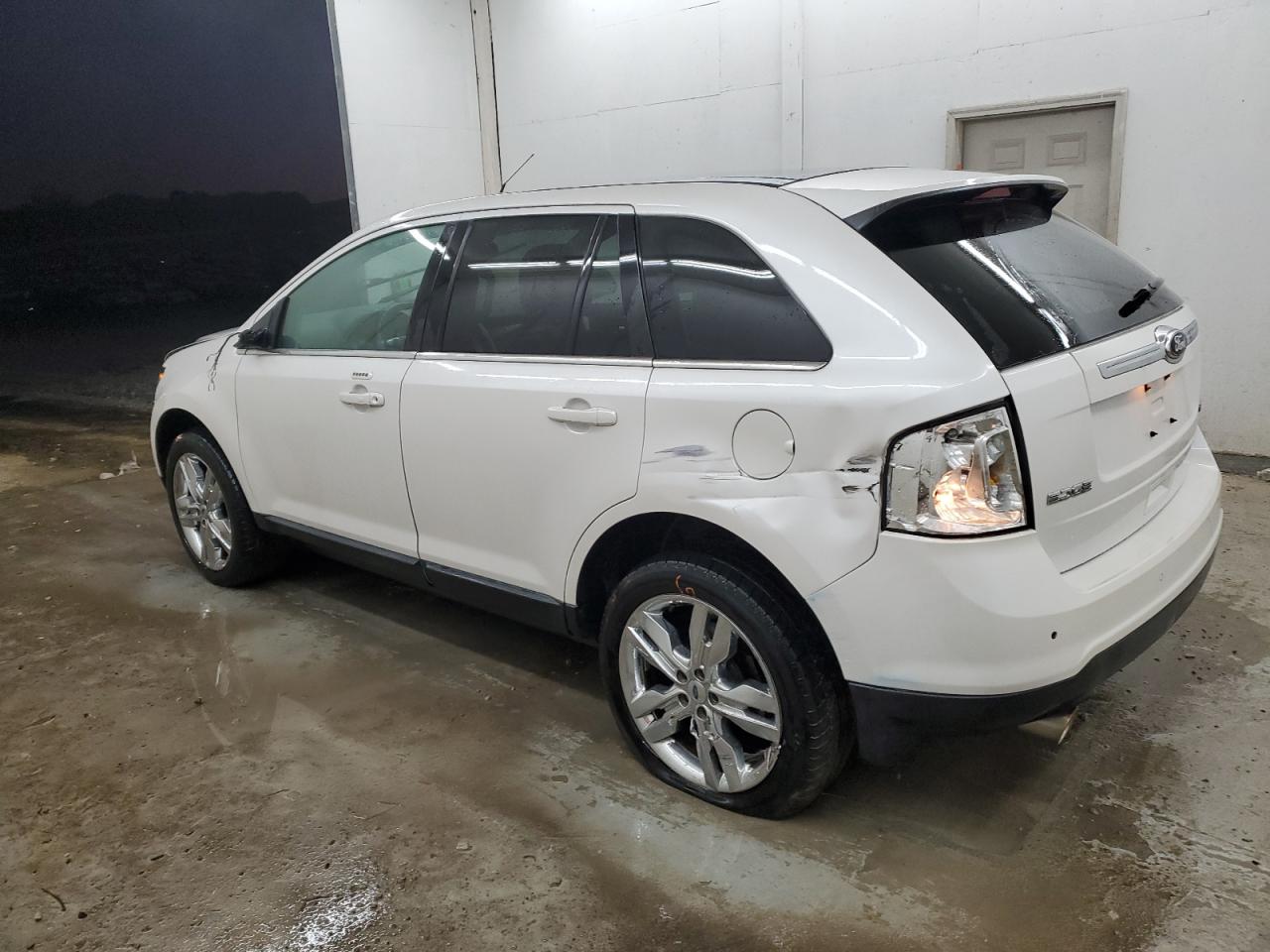 2014 Ford Edge - Image 2