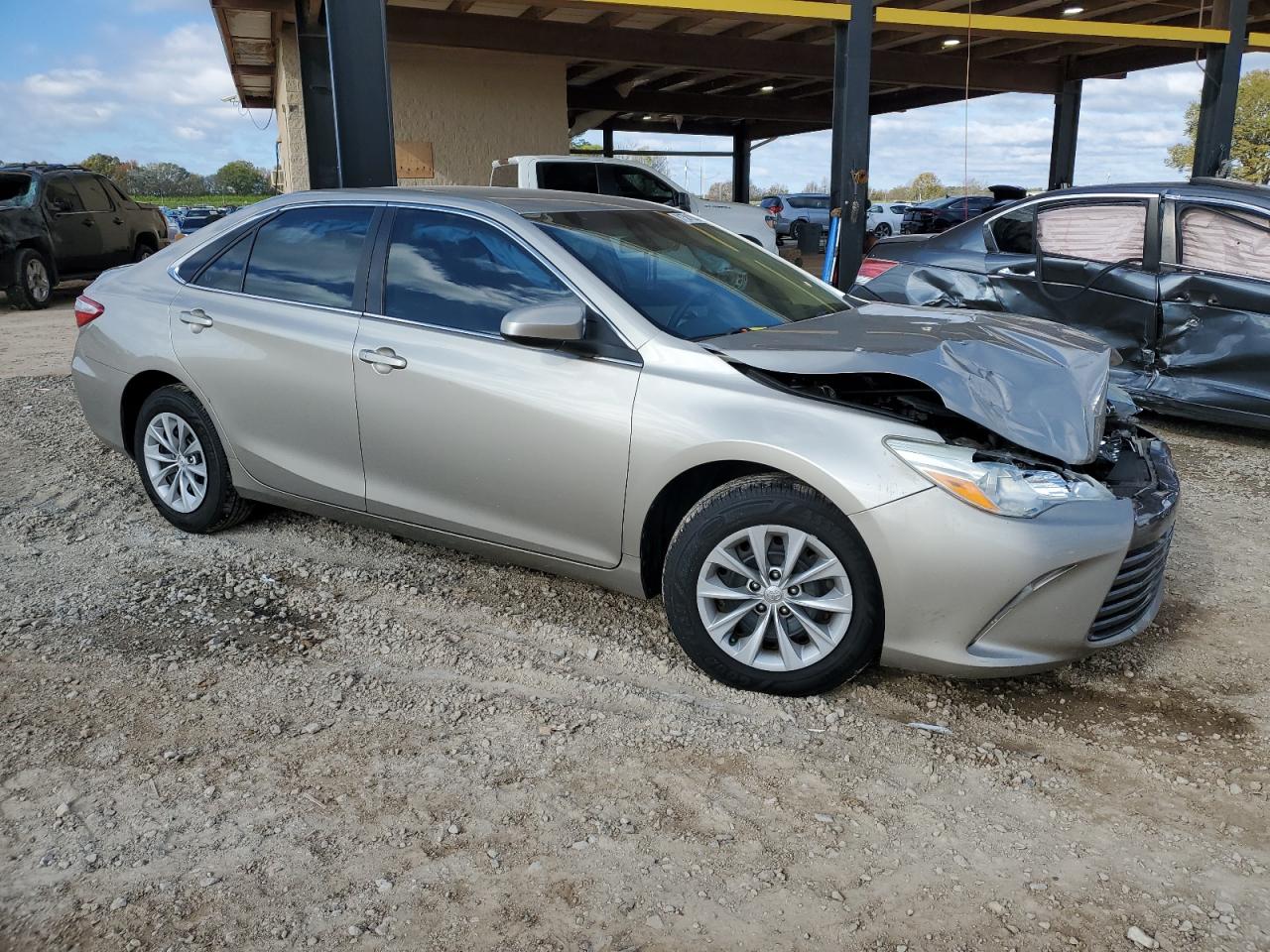 2016 Toyota Camry - Image 4