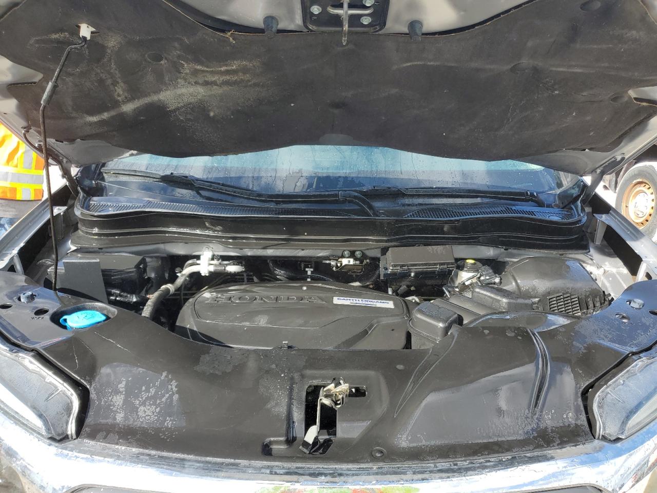 2019 Honda Ridgeline - Image 11