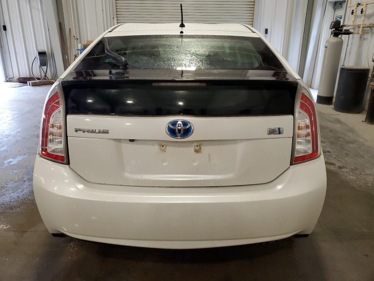 2015 Toyota Prius VIN: JTDKN3DU4F0435685 Lot: 80703844