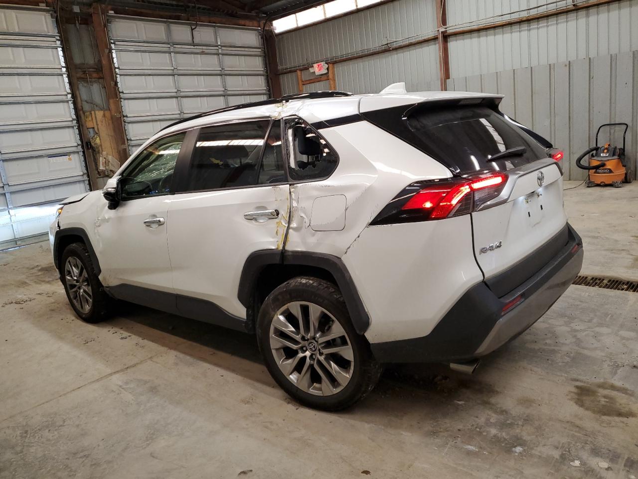 2023 Toyota RAV 4 - Image 2