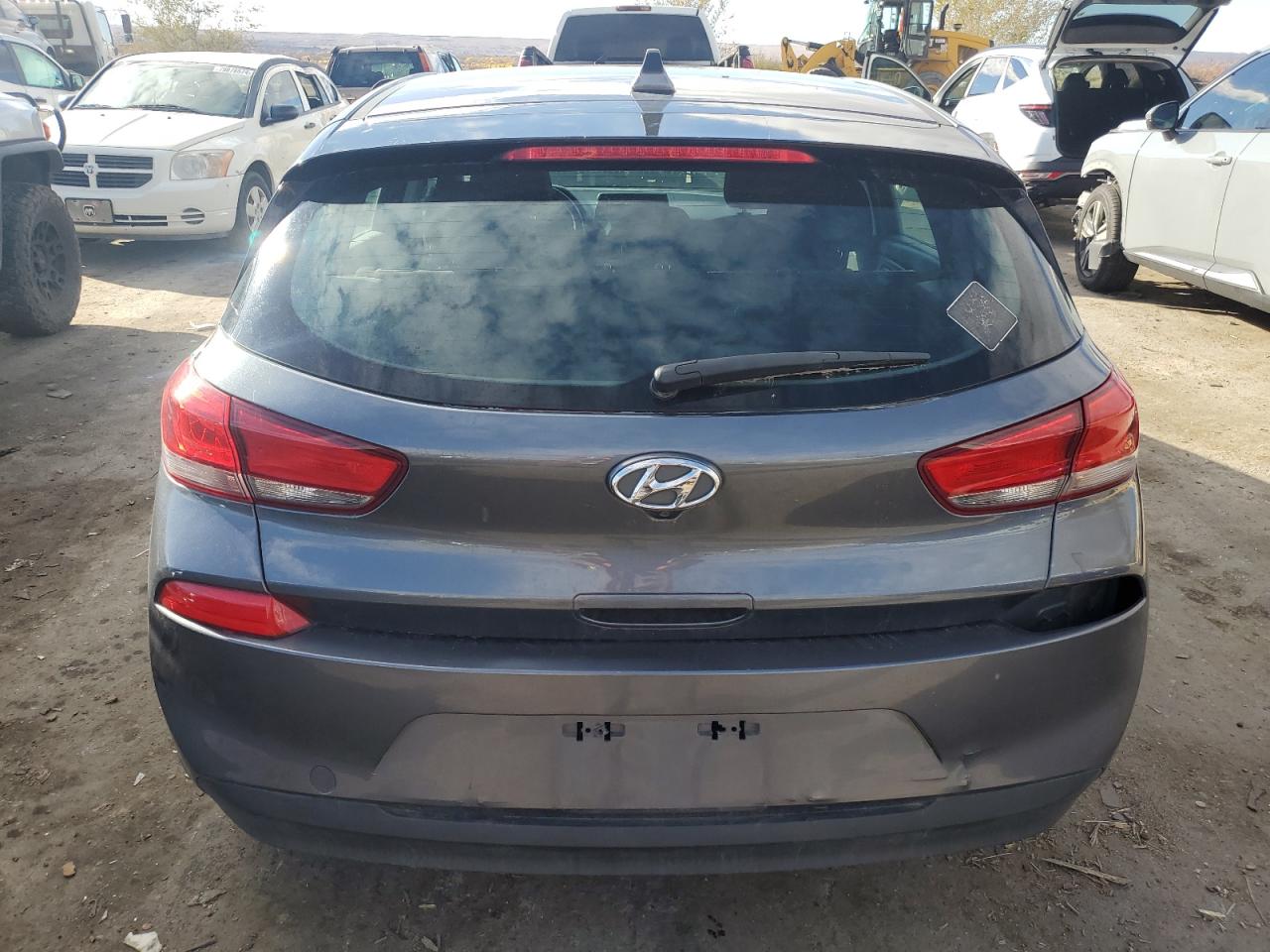 2018 Hyundai Elantra Gt VIN: KMHH35LE8JU044588 Lot: 81594584